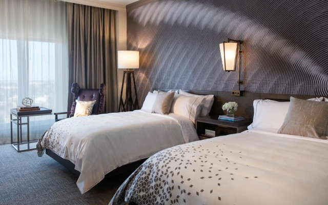 Renaissance Waterford Oklahoma City Hotel
