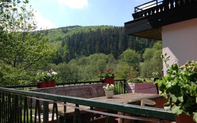 Hotel-Pension zum Paradies