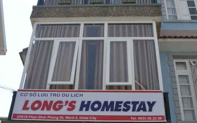 Long's Hostel