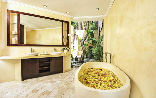 Villa Kubu, Seminyak