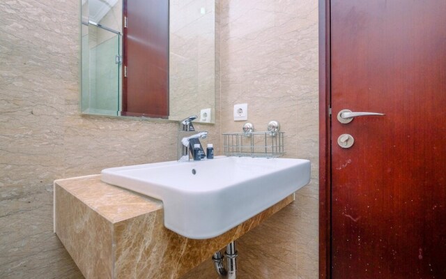 Nice And Cozy Studio At Menteng Park Apartment