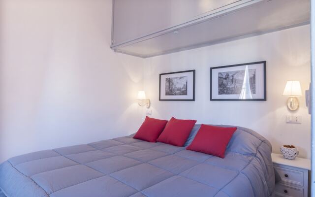 Monti Colosseum Apartment-Urbana