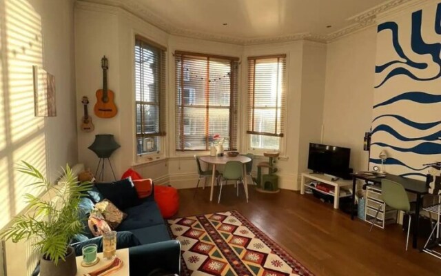 Bright & Stylish 1BD Flat - Brighton