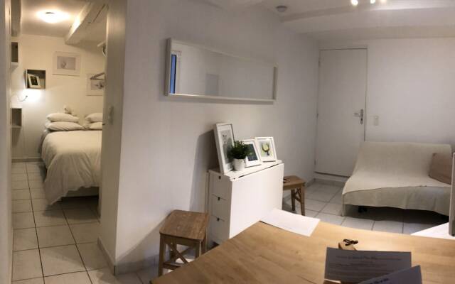 La Tanière de l'Ours Blanc Aubagne-Cassis-Aix en Provence