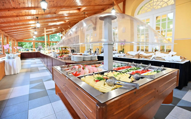 Hotel Eger & Park