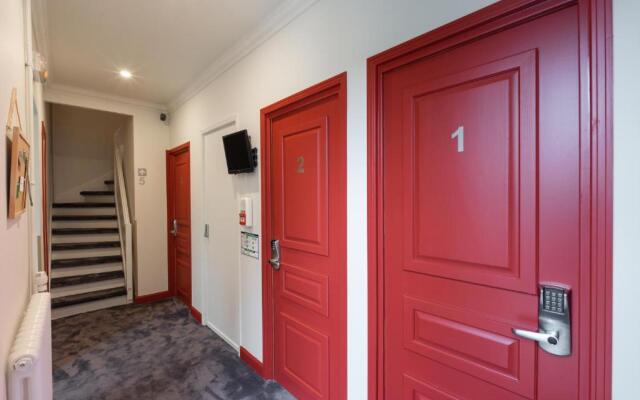 Hôtel Autonome Une Chambre en Ville
