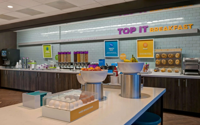 Tru by Hilton Mooresville