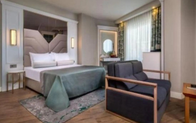 Rai Premium Tekirova Hotel