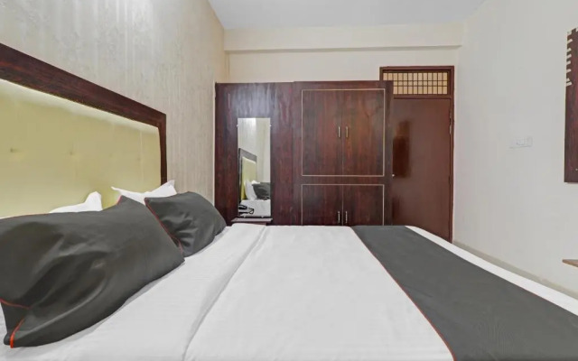 Collection O 87450 Hotel Olivia In