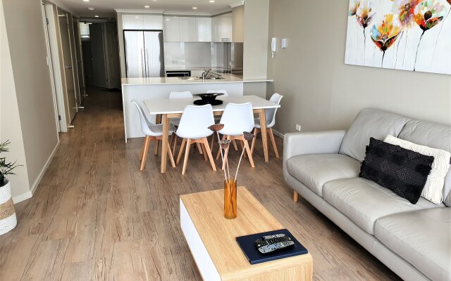 Kirra Beach Apartments