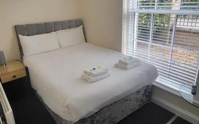 The Earlham Hotel