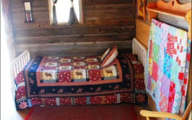 4D Longhorn Guest Ranch