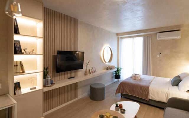 Apo-Zachari elegant apartment