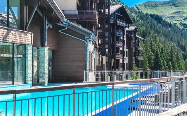 Exceptional 3 bed Penthouse with fireplace and stunning views