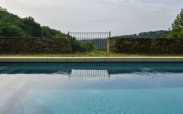 Plush Mansion on a High-End Property in Saint-Germain-De-Belvès with Pool