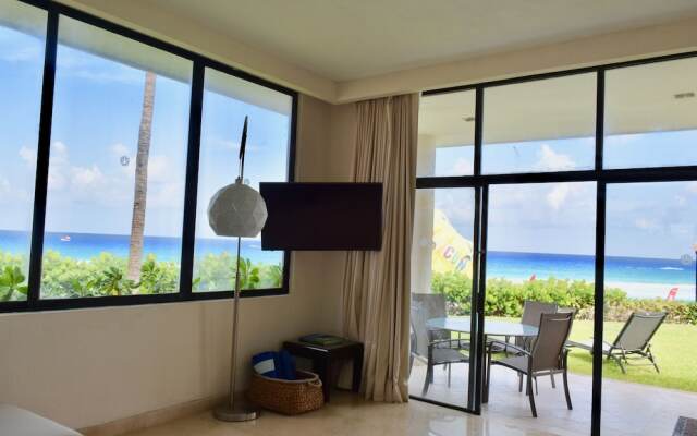 Villas Cancun by Casago