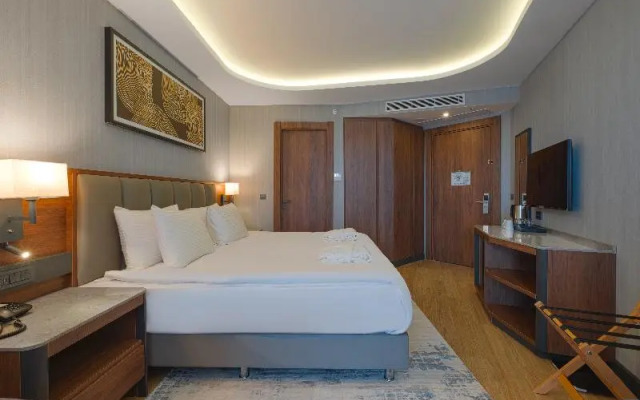 Wyndham Alanya Hotel