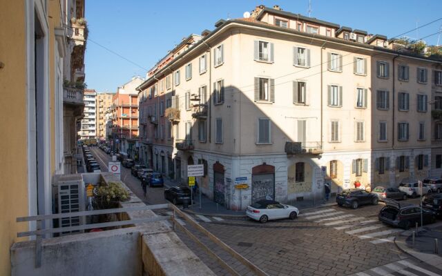 3705 Milan Modern Stay by Barbarhouse