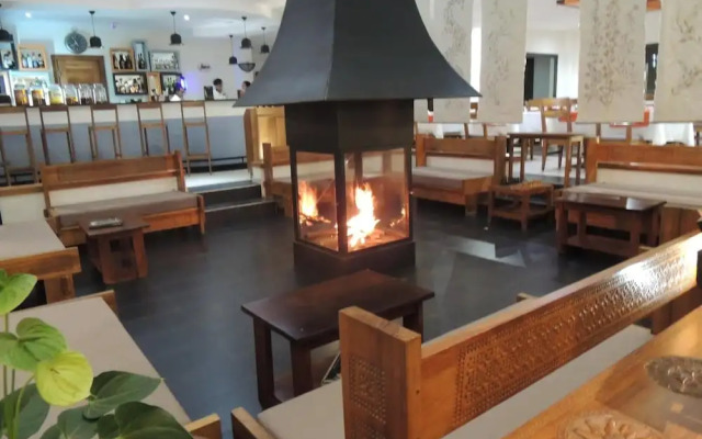 Plumeria Hotel
