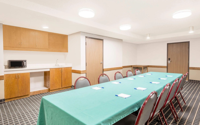 Baymont by Wyndham Marshalltown