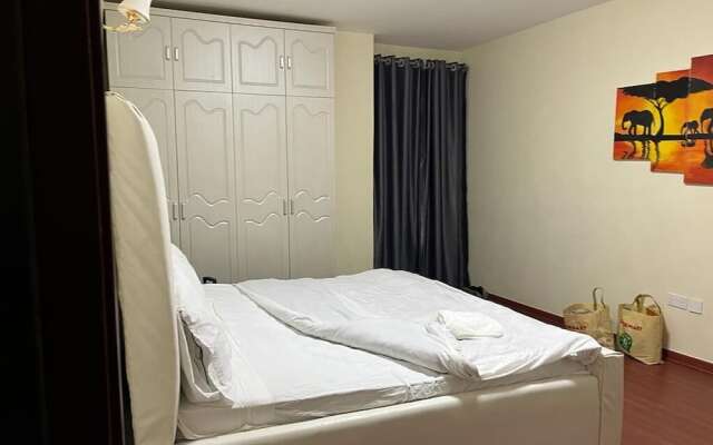 Lux Suites Mango Court Apartments