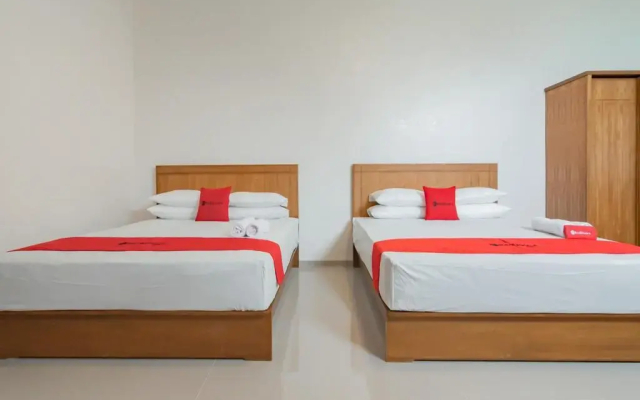 RedDoorz Syariah Plus @ Perintis Guesthouse Tasikmalaya