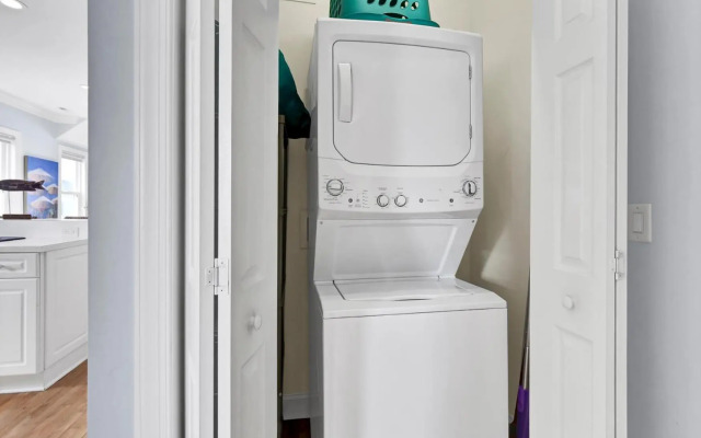 Salty Dog by Sea Scape Properties