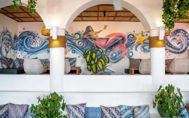 PinkCoco Uluwatu - Constant Surprises & for Cool Adults Only