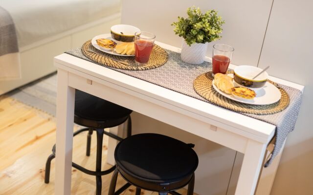 Sol Modern Studio at Batalha Metro