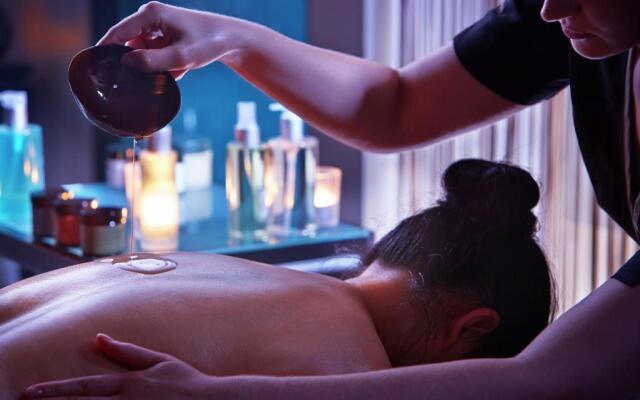 Alexander House And Utopia Spa