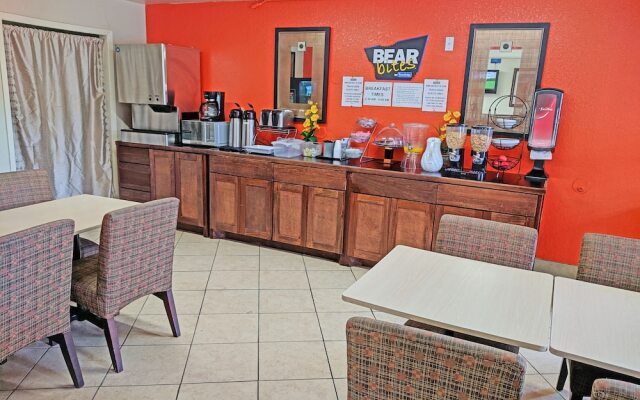 Travelodge By Wyndham Houston Hobby Airport
