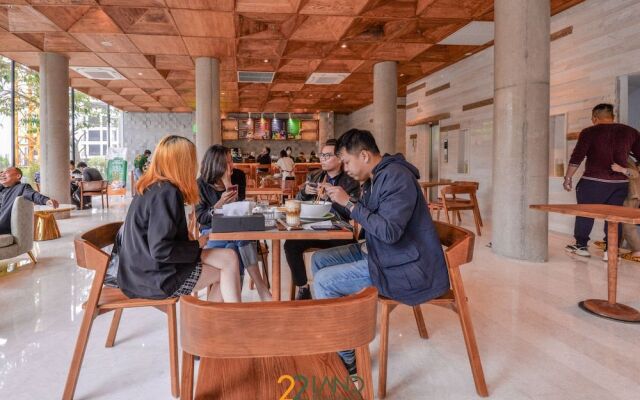22Land Residence Hotel