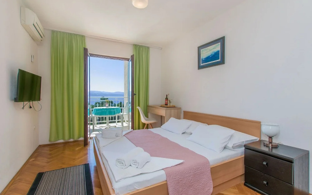 Apartments Maras