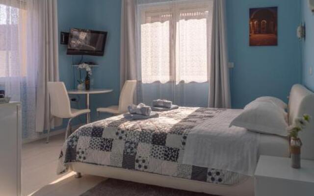 Apartments & Rooms Andrea