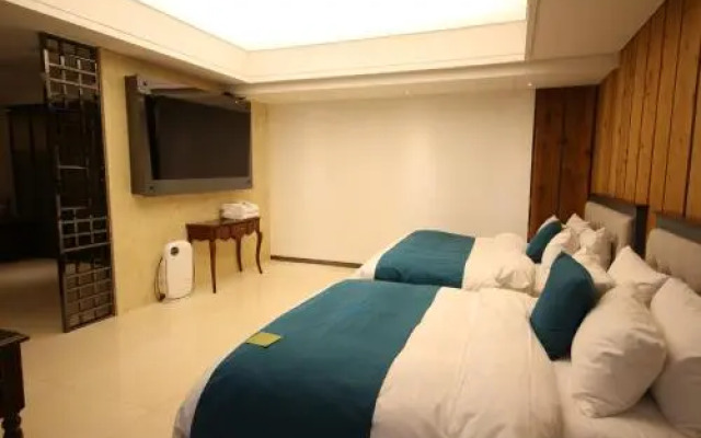 Daegu Hyeoksindosi JB Tourist Hotel
