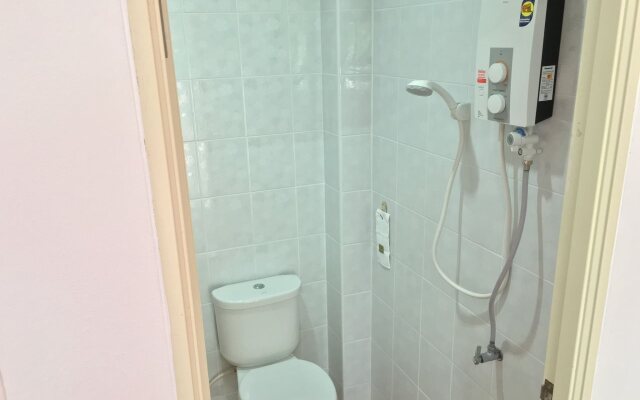 Ban Suan Kru Kob