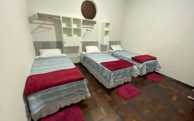 Açaizeiro Hostel