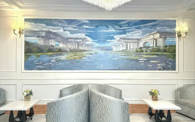 NARADA RESORT SHANGHAI  HOTEL Disney Store