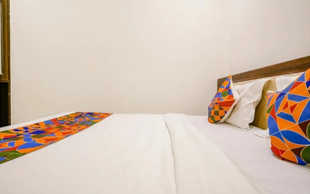 OYO 1166 Hotel Accore Inn