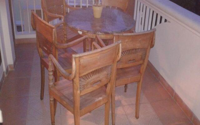 Villa Kota Bunga Azalea