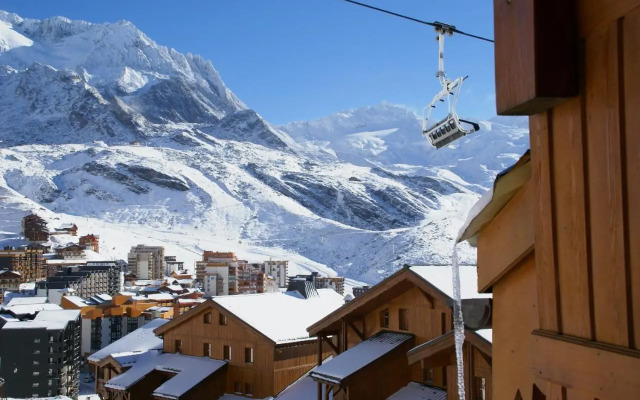 Cerise Val Thorens Val 2400