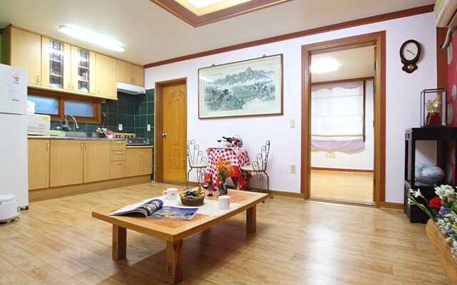Gyeongju KB Pension