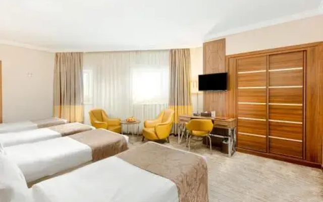 Arjwan Rose Hotel
