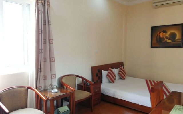 Clover Hotel