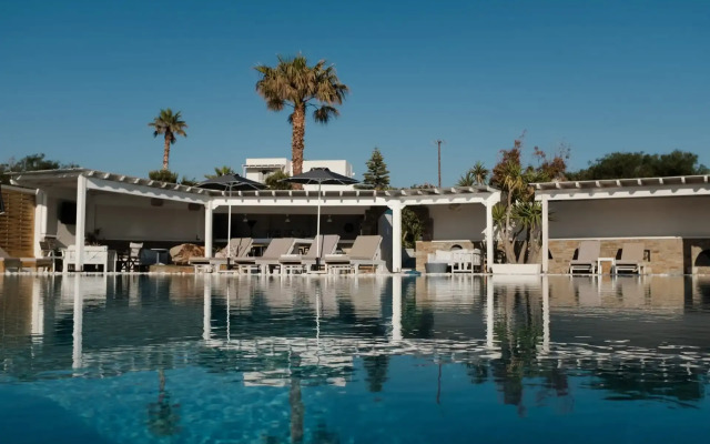 Faros Villa small hotel & restaurant