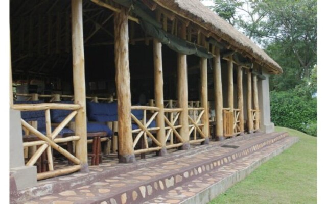 Chimpanzee Forest Guest House