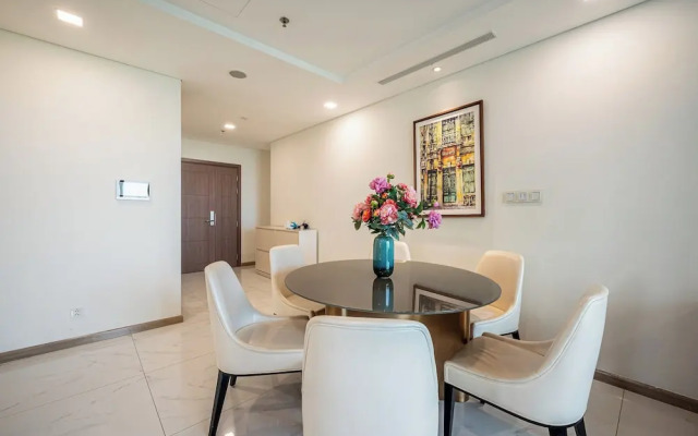Somi Luxstay Landmark 81