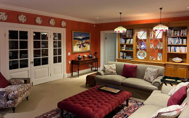 Greenhill Farm Manor House Plettenberg Bay - Private House Sleeps 8