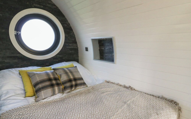 Glamping Pod 5 - Gower