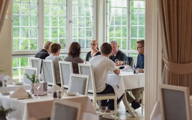 Villa Fridhem Hotell - Mat - Möten